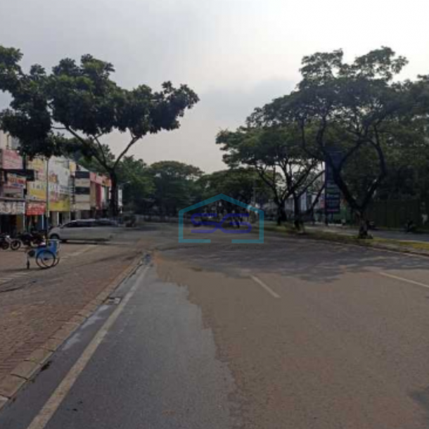 Dijual Ruko Pinggir Jalan Raya Siap Pakai Lokasi Sangat Strategis Di Graha Raya Bintaro Tangerang Luas Bangunan  121 m²-2