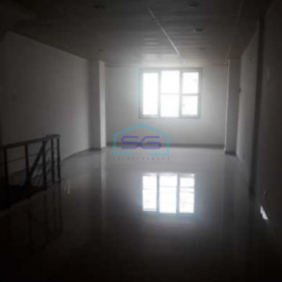 Disewakan Ruko 3 Lantai Golden Boulevard, Serpong Tangerang Luas Bangunan  225 m²