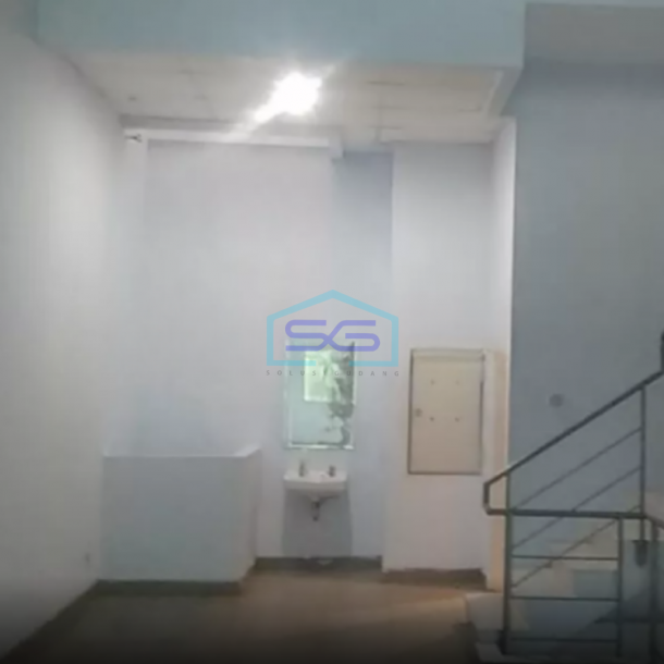 Disewakan Ruko 3 Lantai Taman Tekno Bsd Tangerang Luas Bangunan  105 m²-2