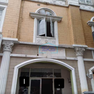 Disewakan Ruko Hadap Jalan Raya Di Bolsena Paramount Gading Serpong Tangerang Luas Bangunan  184 m²