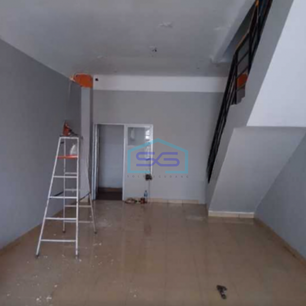 Disewakan Ruko Hadap Jalan Raya Di Bolsena Paramount Gading Serpong Tangerang Luas Bangunan  184 m²-3