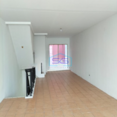 Disewakan Ruko Wtc Hadap Jalan Raya Serpong Tangerang Selatan Luas Bangunan  240 m²