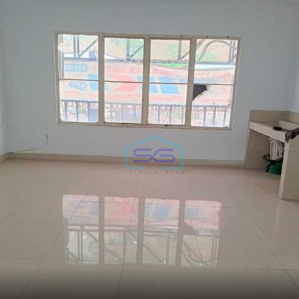 Disewakan Ruko Hadap Jalan Raya Siap Pakai Di Lokasi Sangat Strategis Serpong Utara Tangerang Luas Bangunan  80 m²-3
