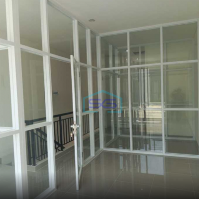 Disewakan Ruko Baru di Sorrento Boulevard Gading Serpong Tangerang Luas Bangunan  81 m²
