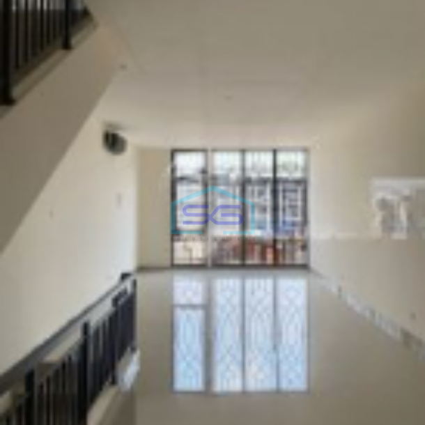 Disewakan Ruko Baru Siap Huni Hampton Avenue Paramond Gading Serpong, Tangerang  Luas Bangunan  163 m²-4