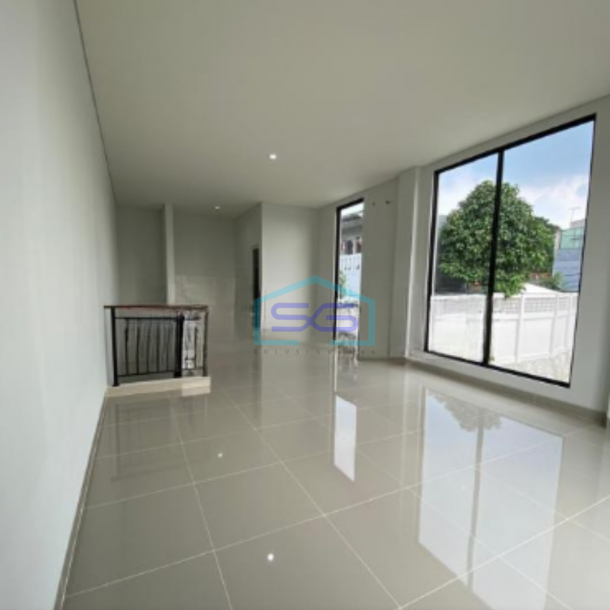 Disewakan Ruko Baru illago Paramond Gading Serpong, Tangerang Luas Bangunan  90 m²-2