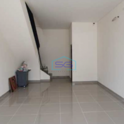 Disewakan Ruko Brand New Lokasi Bagus di Sorento Grande East Gading Serpong Tangerang Luas Bangunan 90 m²