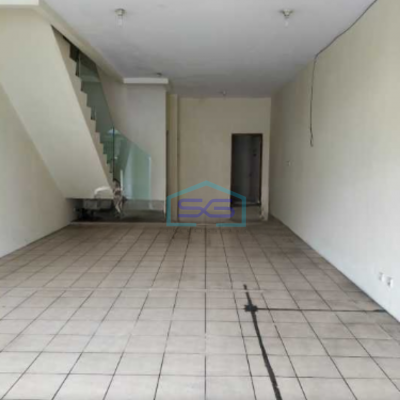 Disewakan Ruko Hadap Jalan Raya di Serpong Tangerang Selatan Luas Bangunan  225 m²-2