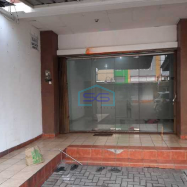 Disewakan Ruko Golden Boulevard,siap Huni,strategis Di Bsd Serpong Tangerang Selatan Luas Bangunan  162 m²-1