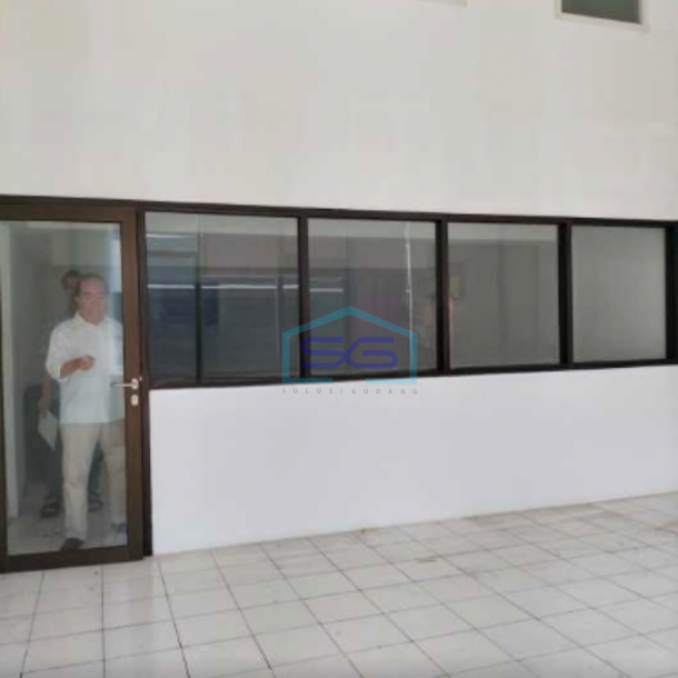 Disewakan Ruko 5 Lantai Pinggir Jalan Raya di Graha Kencana Kebon Jeruk Jakarta Barat Luas Bangunan  291 m²-4