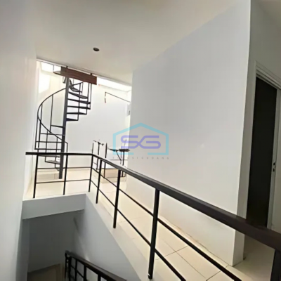 Dijual Ruko Venice Aracade Hadap Jalan Raya Ramai Strategis di Graha Raya Bintaro Tangerang Selatan