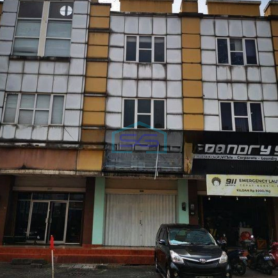 Dijual Dijual Ruko Venice Aracade Hadap Jalan Raya Ramai Strategis di Graha Raya Bintaro Tangerang Selatan