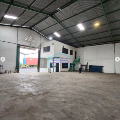 Disewakan Gudang Kawasan Pergudangan Margomulyo Surabaya Jawa Timur Luas Bangunan 480m2