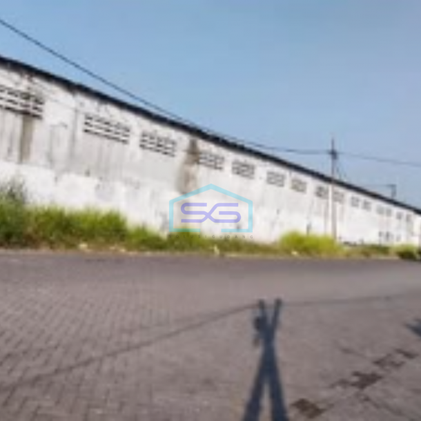 Disewakan Gudang di Luas Bangunan 1800m2 di Margomulyo Surabaya Jawa Timur-2