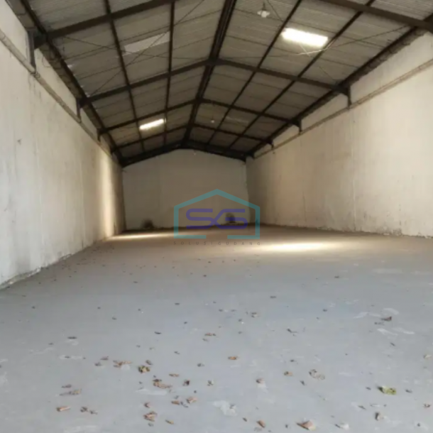 Disewakan Gudang Margomulyo Permai Surabaya Bebas Banjir Baru renovasi Luas Bangunan 390m2-1