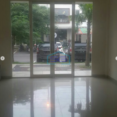 Disewakan Ruko San Antonio di Surabaya Jawa Timur Bangunan 2 Lantai