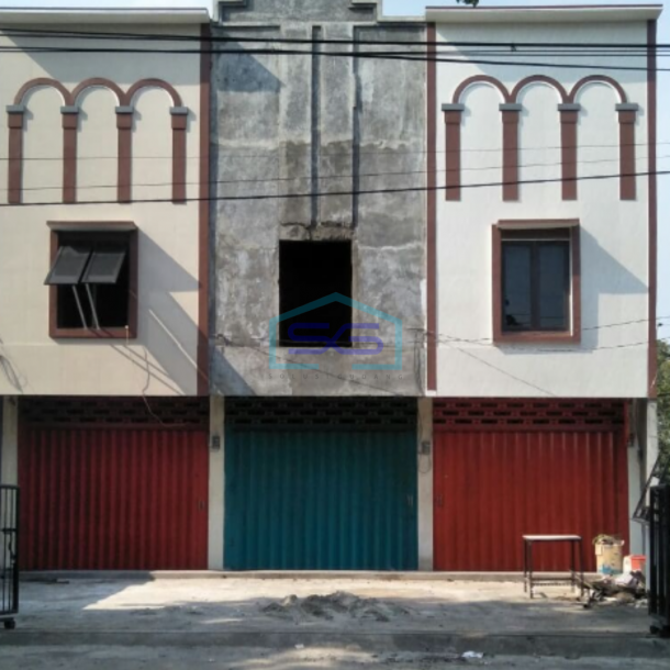 Disewakan ruko di Raya Menganti Gresik Jawa Timur Luas Tanah 80m2-1