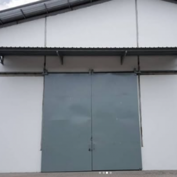 Dijual Gudang Osowilangon Margomulyo Permai Surabaya Jawa Timur LT 1400m2-1