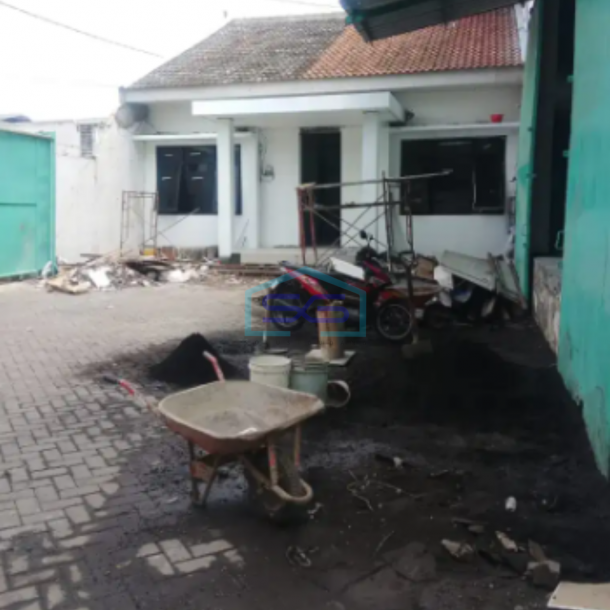 Disewakan Gudang Surimulia Margomulyo Surabaya Ada Loading dock Sebelah tol LB 966m2-2