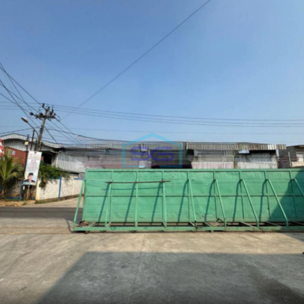 Disewakan Gudang Sudah Renovasi SHM Luas Tanah 660m2 di Bantar Gebang Bekasi Parkir Luas-1