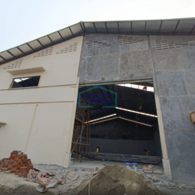 Disewakan Gudang di Kav DPR Cipondoh Tangerang Sudah Renovasi SHM LT 800 m2