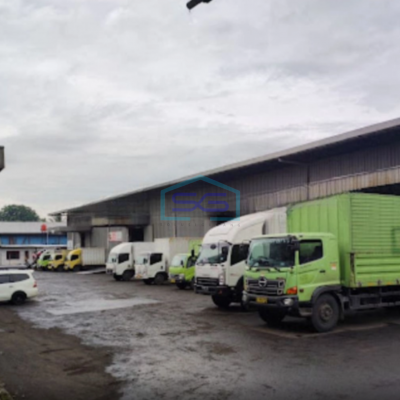 Disewakan Gudang Sudah Renovasi Shm, Luas 2148m2 di Kalideres Jakarta Barat