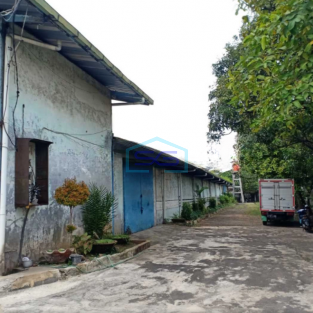 Dijual Tanah Harga Terjangkau Ada Gudang Tua, Hitung Tanah Saja di Batu Ceper Tangerang-4