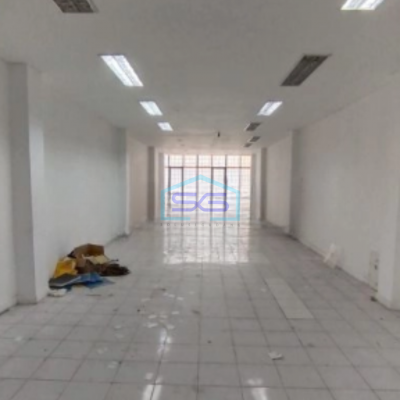 Disewakan Ruko Sudah Renovasi Luas Bangunan 375m2 Lokasi di Kebayoran Baru Jakarta Selatan