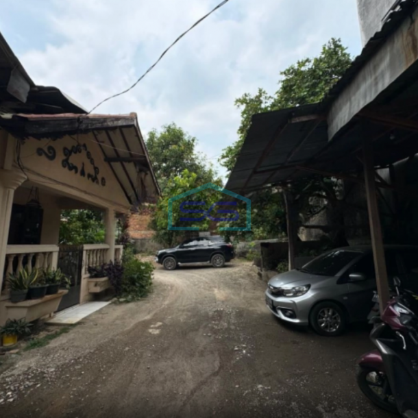 Dijual Tanah di Kebayoran Lama Jakarta Selatan SHM Luas 1322m²-2