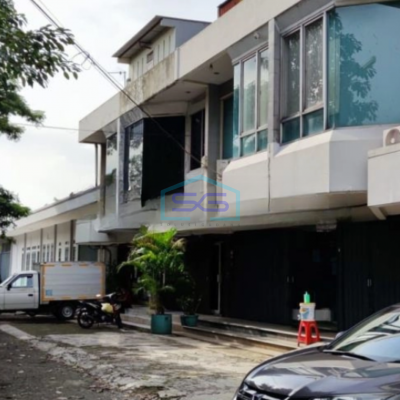 Dijual Kantor di Ruko perkantoran di Taman kebon jeruk Jakarta Barat Sudah Renovasi LB 290m2