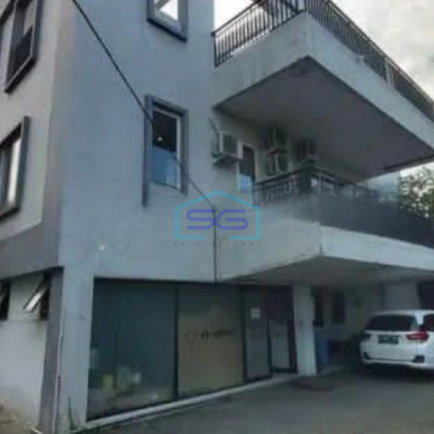 Dijual Kantor di Gedung di Jalan Lingkar Duren Sawit Jakarta Timur Sudah Renovasi HGB LB 800m2-1