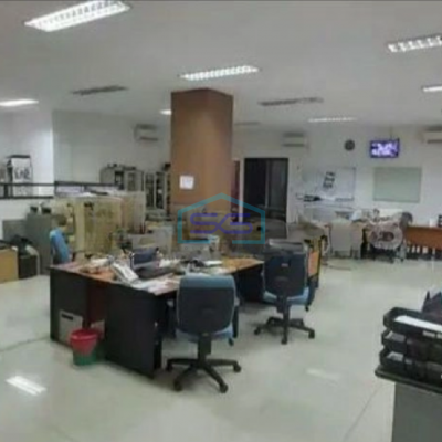 Dijual Kantor di Gedung di Jalan Lingkar Duren Sawit Jakarta Timur Sudah Renovasi HGB LB 800m2