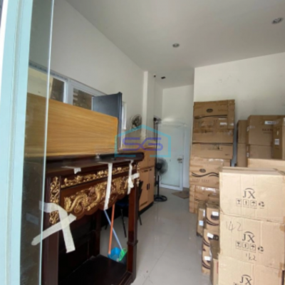 Dijual Gudang di Citra Garden 8 Jakarta Barat Sudah Renovasi HGB Luas Tanah 136 m2