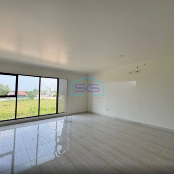 Dijual Gudang Sudah Renovasi Luas Tanah 516m2 Zona Industri di Legok Tangerang-2