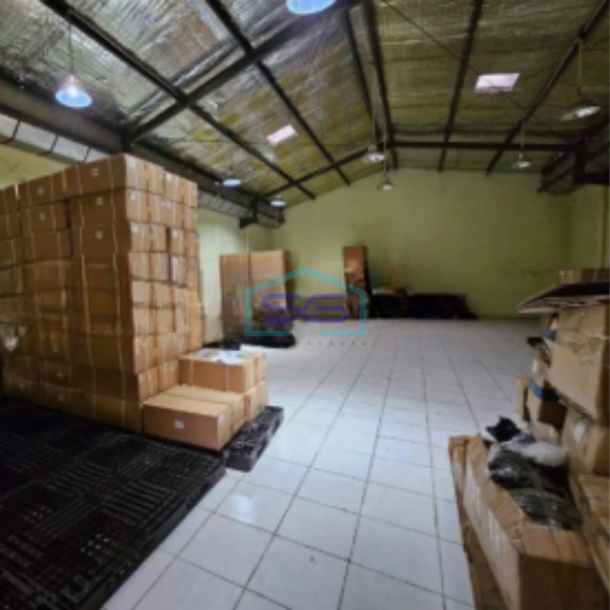 Dijual Gudang Sudah Renovasi HGB Luas Bangunan 180 450m2 Terdiri 3 Lantai DI PIK Jakarta Utara-2