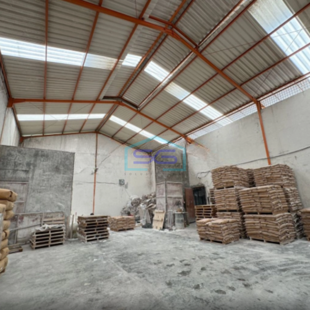 Dijual Gudang Sudah Renovasi SHM Luas 986m2 di Kapuk Kamal Jakarta Barat-4