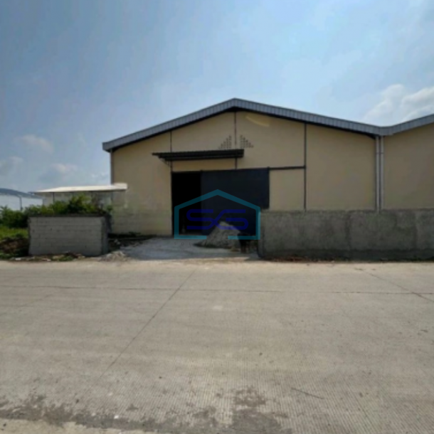 Dijual Gudang Besar di Pakuhaji Tangerang Banten Luas Tanah 2200m2-1