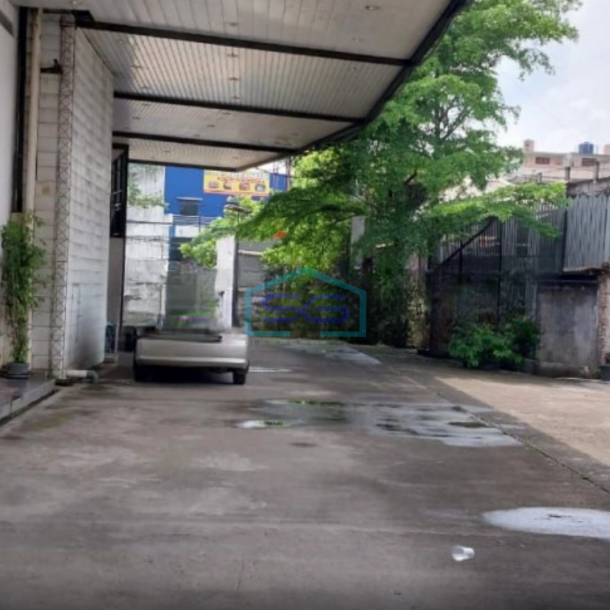 Dijual Gudang Sudah Renovasi SHM Luas Tanah 3700m2 di Jakarta Timur-4