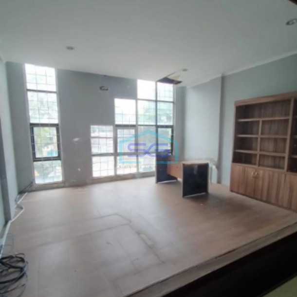 Dijual Ruko di Karang Tengah Tangerang Sudah Renovasi SHM LB 200m2-3