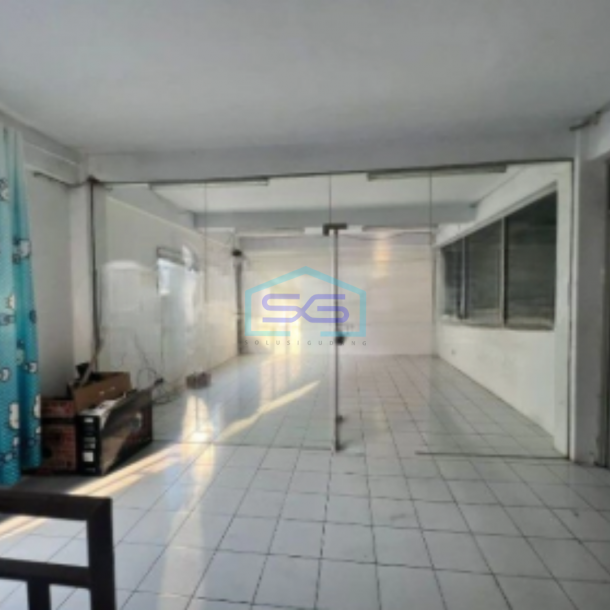 Disewakan Gudang Sudah Renovasi Luas Bangunan 720m2 Lokasi di PIK Jakarta Utara-5