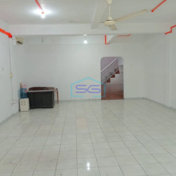 Dijual Ruko di Villa Meruya Jakarta barat Sudah Renovasi Luas Bangunan 243m2-1