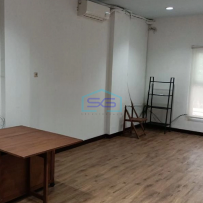 Dijual Ruko di di Hasyim Ashari Jakarta Pusat Sudah Renovasi HGB
