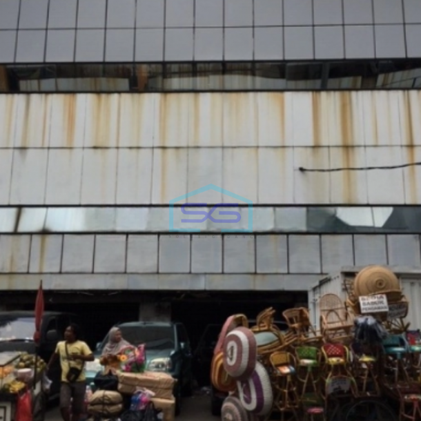 Dijual Cepat Ruko Strategis di Jalan Pintu kecil Asemka Jakarta Barat Terdiri 2 Lantai LB 136m2-1