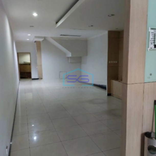 Dijual Ruko Sudah Renovasi Luas Bangunan 300m2 Lokasi di Muara Karang Jakarta Utara-5