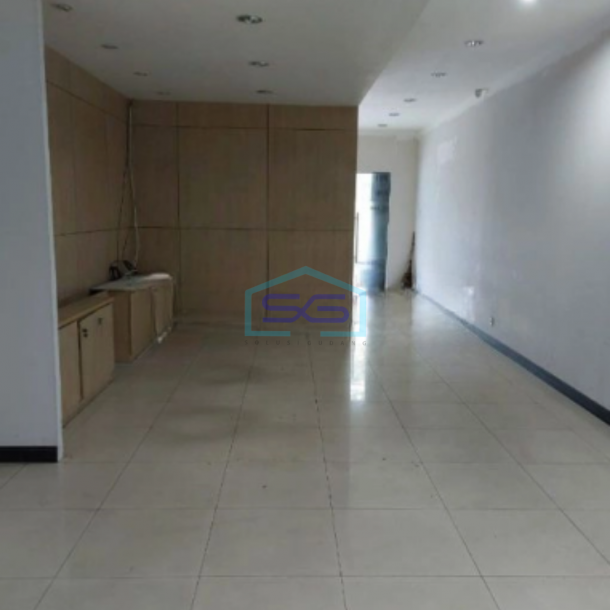 Dijual Ruko Sudah Renovasi Luas Bangunan 300m2 Lokasi di Muara Karang Jakarta Utara-4