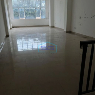 Dijual Ruko di Green Garden Jakarta barat Sudah Renovasi SHM LB 300m2