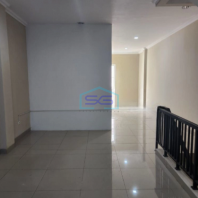 Dijual Ruko CBD Green Lake City Jakarta Barat Sudah Renovasi SHM LB 200m2