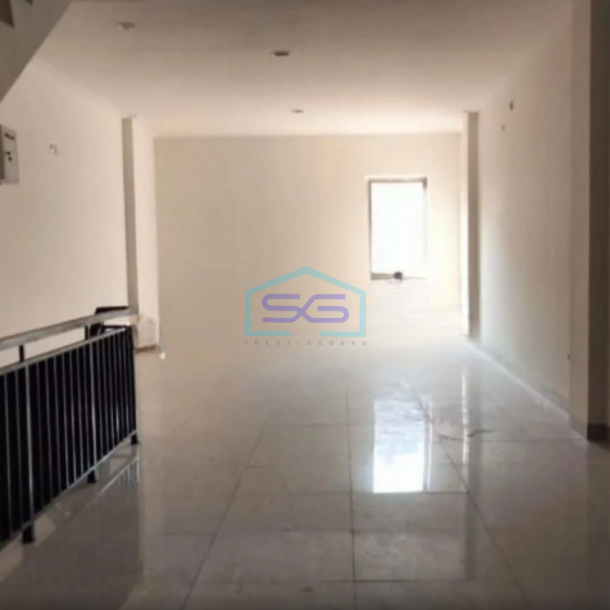 Dijual Ruko Sudah Renovasi Lokasi di Jakarta Utara Luas Bangunan 200m2-3