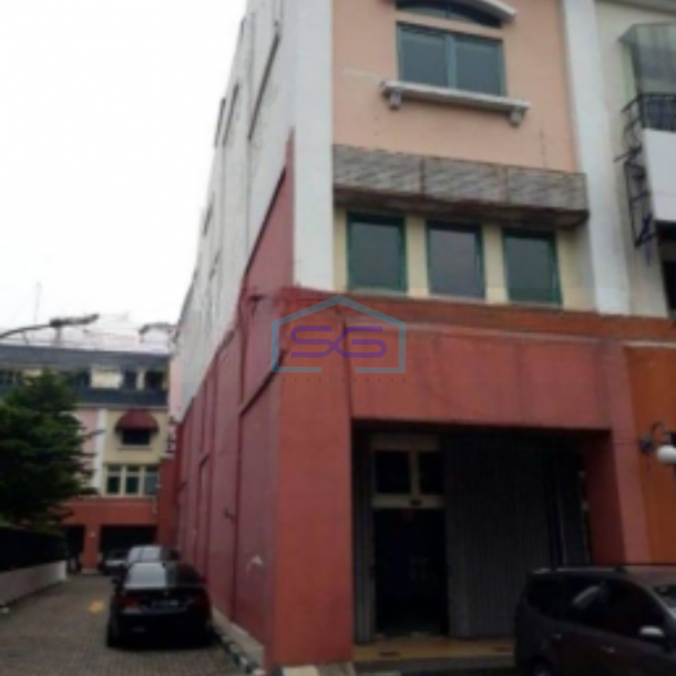 Dijual Ruko Sentra Niaga Puri indah Kembangan Jakarta Barat Sudah Renovasi SHM LB 250m2-1