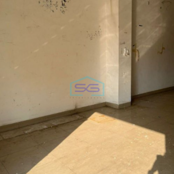 Dijual Ruko Luas Bangunan 300 m² di Kebon Jeruk Jakarta Barat-3